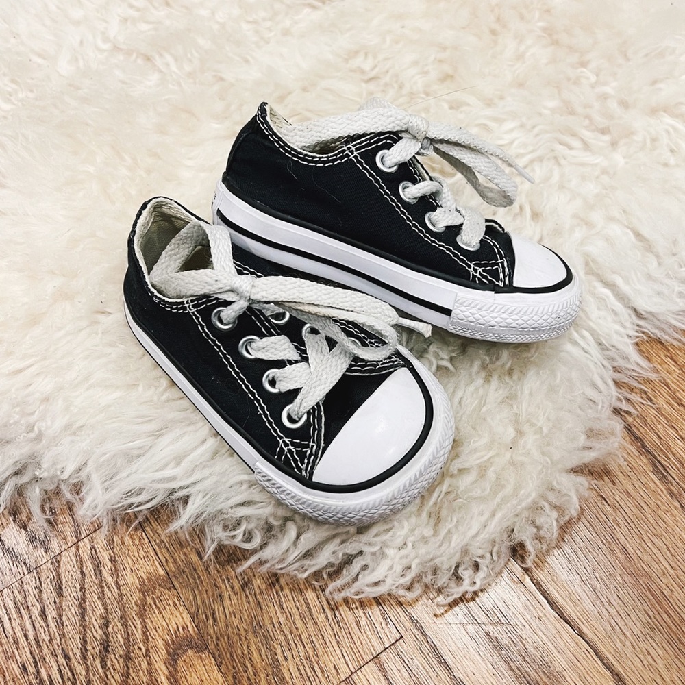 Converse Chuck Taylor All Star Lo Sneaker - Baby / Toddler - Black Size 4